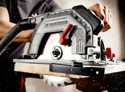Ручная циркулярная пила Parkside PHKS 1350 C2