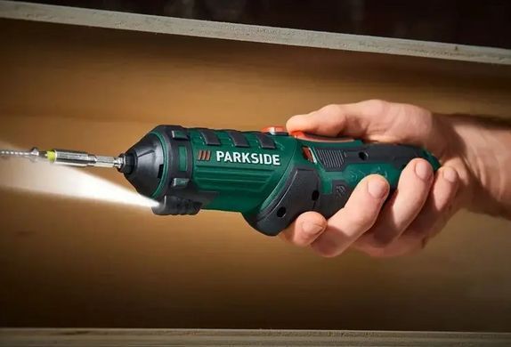 Аккумуляторная отвертка шуруповерт Parkside PSSA 4 B2 с набором бит и фонариком